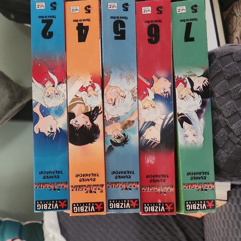 Viz Media Inuyasha Manga Set Volumes 2-7